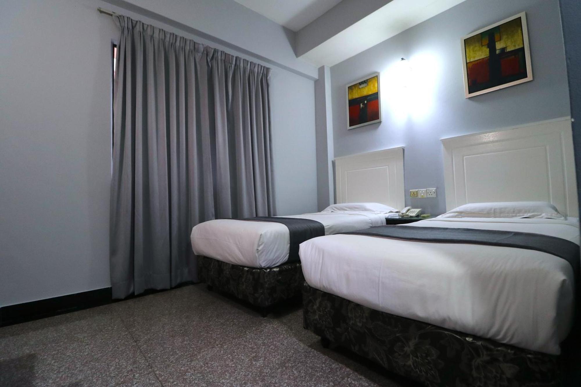 Hotel Sri Puchong Exterior photo